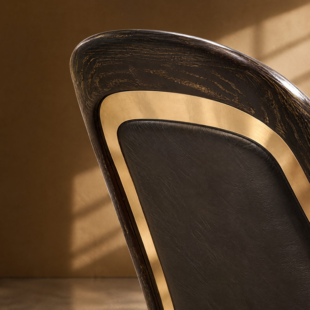 Noir Lounge Chair