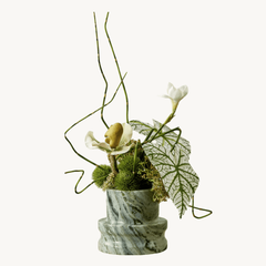 Snow & Verdure Floral Art